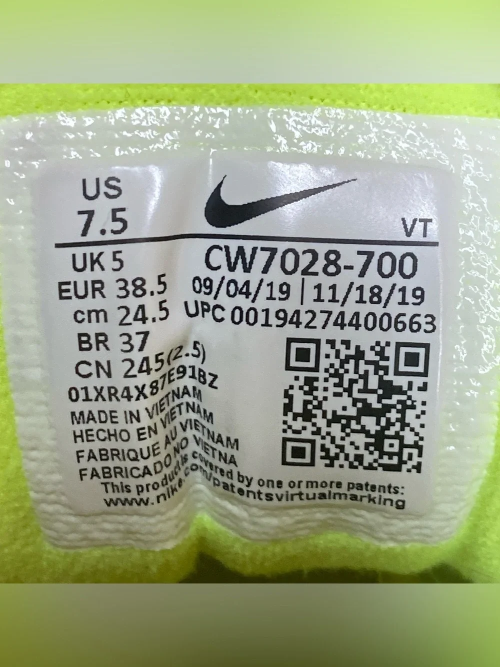 Nike Air Max 97 “Volt” Women’s Running Sneakers Size 7.5